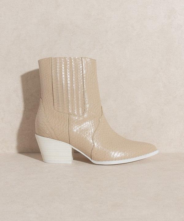 Dawn - Paneled Western Bootie - Studio 653